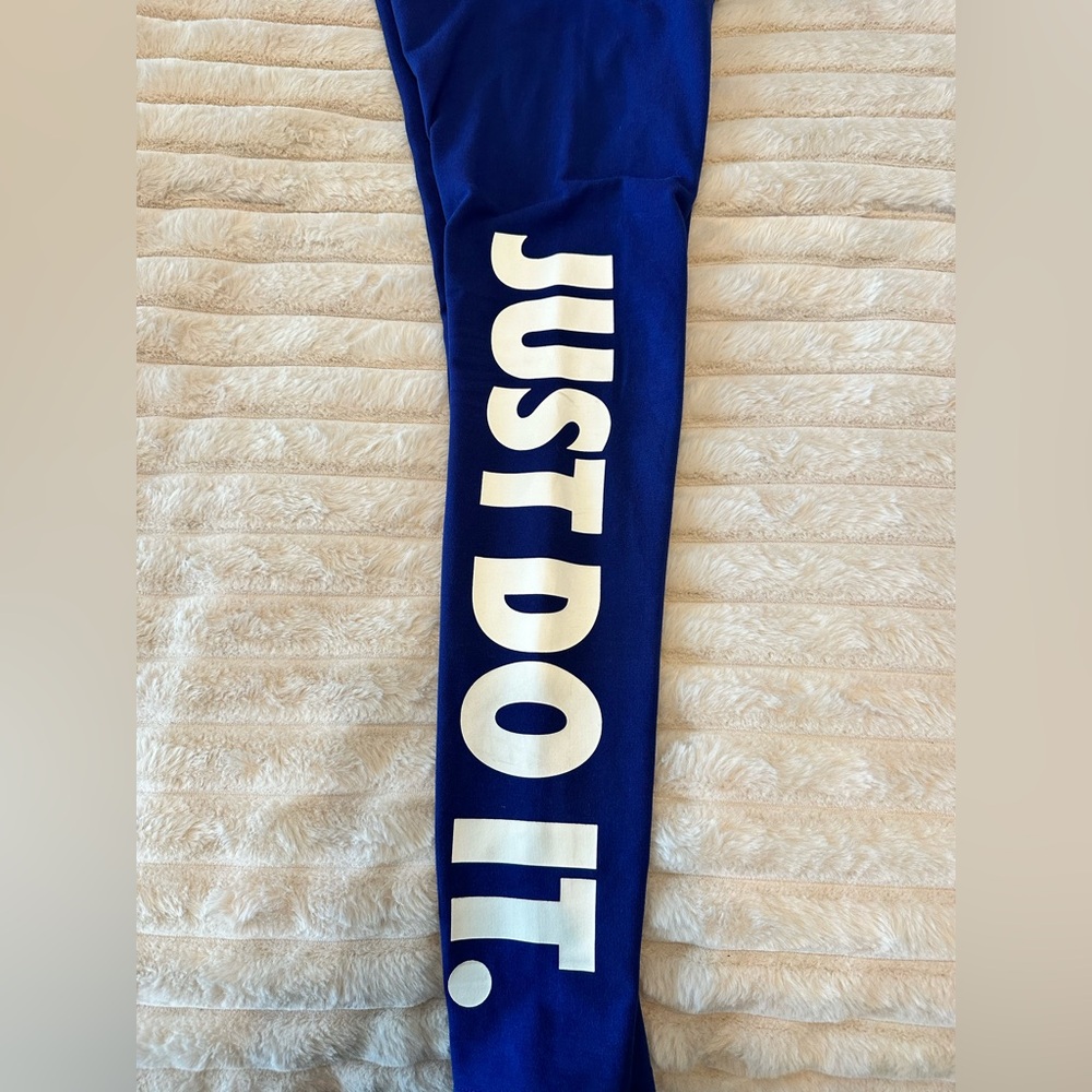 Nike Just Do It RARE Royal Blue Leggings - Picture 2 of 10